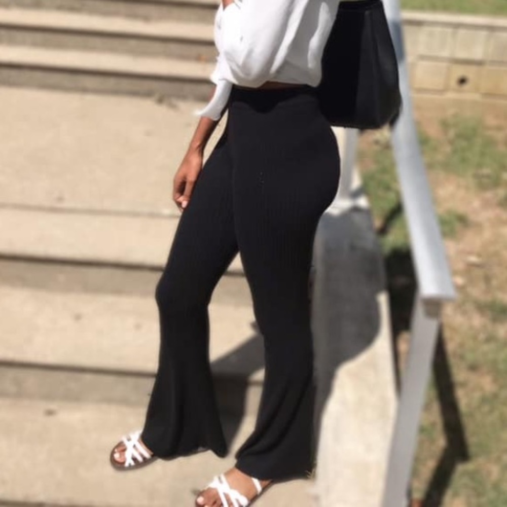 Ribbed flare pants